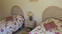 bedroom1.jpg
