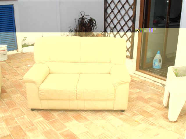 Picture of 2 seater sofa
